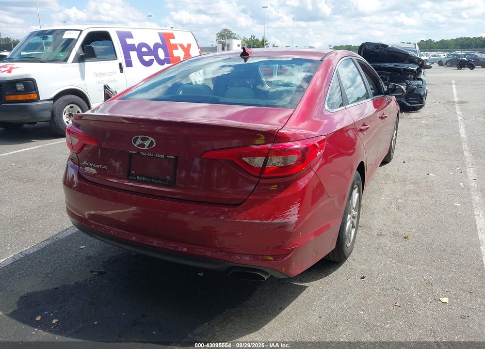 2016 HYUNDAI SONATA VIN: 5NPE24AF4GH400781
