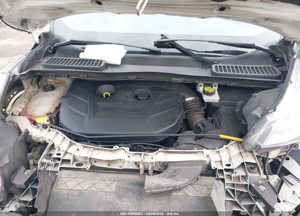 2015 FORD ESCAPE VIN: 1FMCU9J92FUA50205