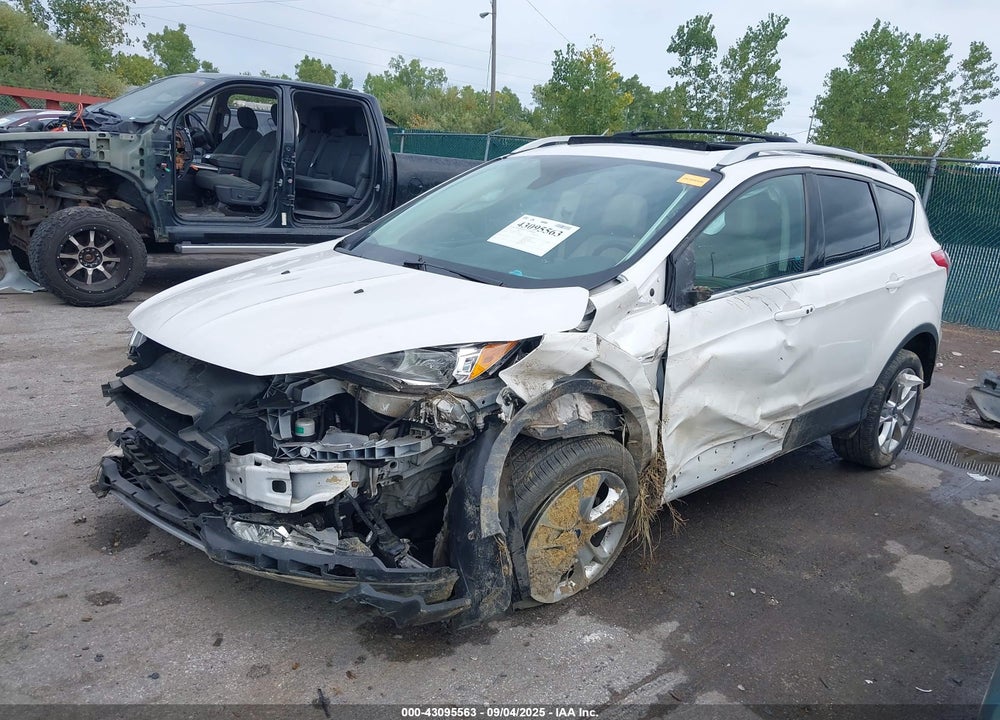 2015 FORD ESCAPE VIN: 1FMCU9J92FUA50205
