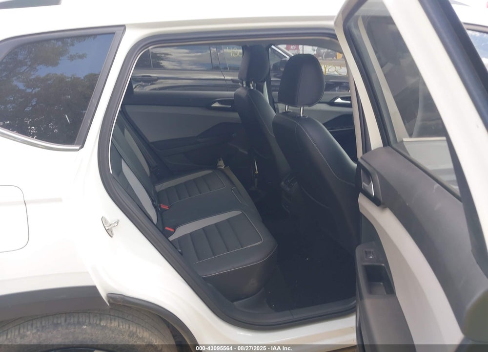 2022 VOLKSWAGEN TAOS VIN: 3VV2X7B27NM090796