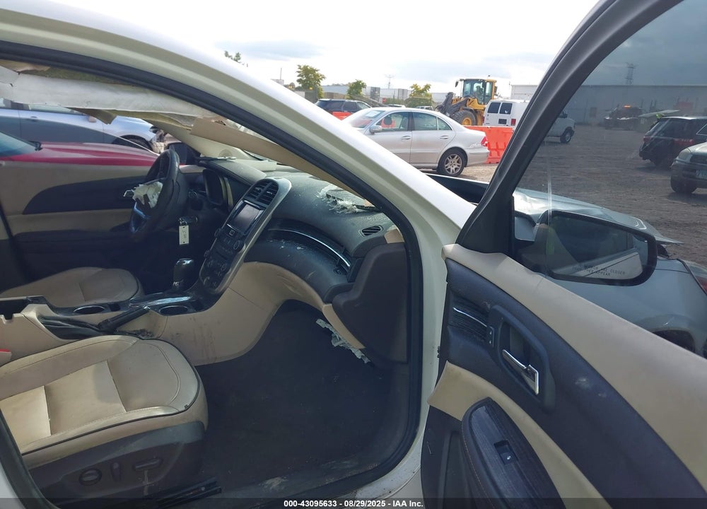 2016 CHEVROLET MALIBU LIMITED VIN: 1G11E5SA6GF110883