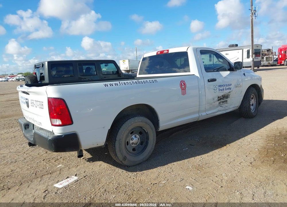 2018 RAM 1500 VIN: 3C6JR6DG9JG175968