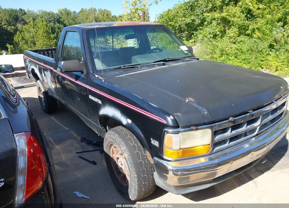 1992 DODGE DAKOTA VIN: 1B7GG26Y0NS500738