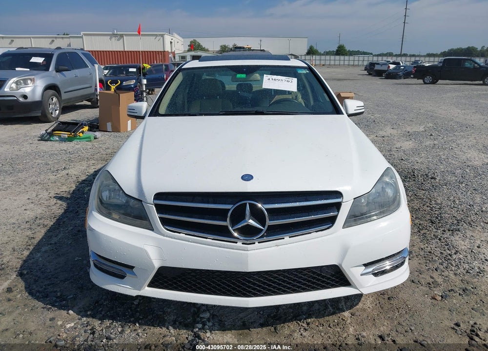 2014 MERCEDES-BENZ C CLASS VIN: WDDGF4HB9ER320808