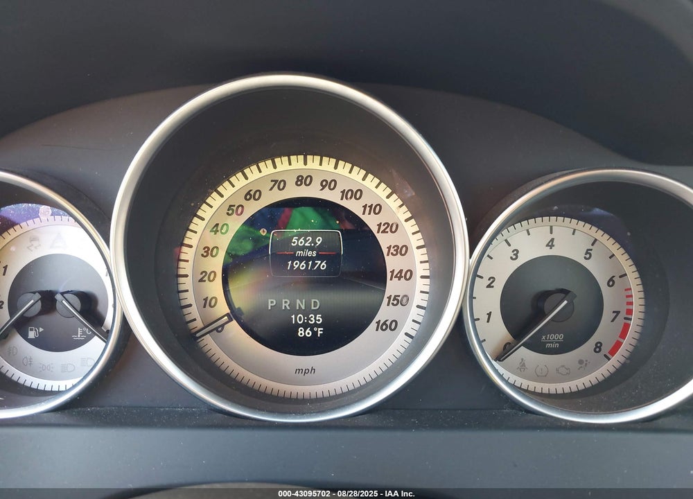 2014 MERCEDES-BENZ C CLASS VIN: WDDGF4HB9ER320808