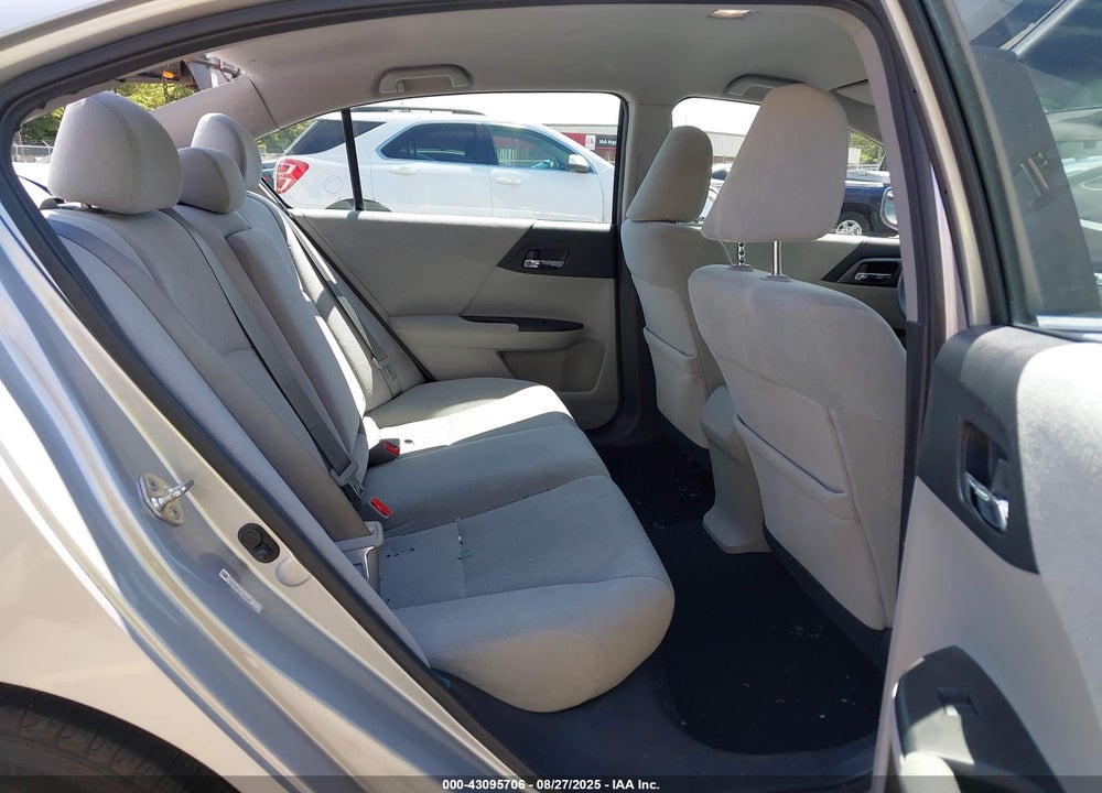 2013 HONDA ACCORD VIN: 1HGCR2F33DA237583
