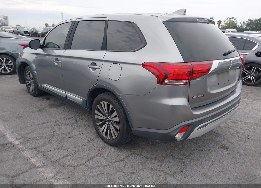 2019 MITSUBISHI OUTLANDER VIN: JA4AD2A38KZ007588