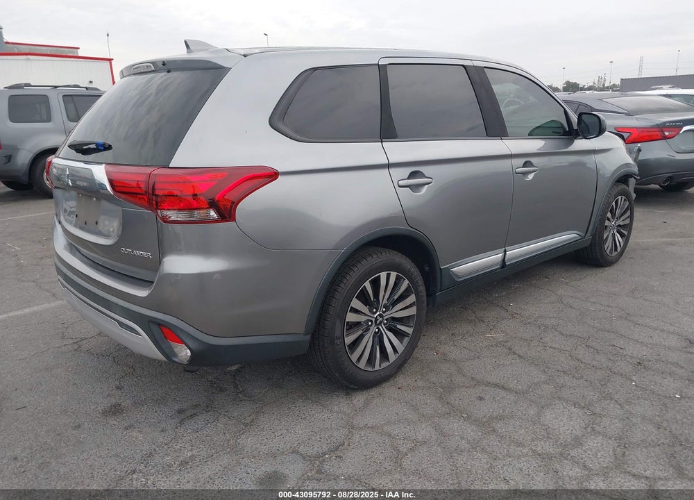 2019 MITSUBISHI OUTLANDER VIN: JA4AD2A38KZ007588