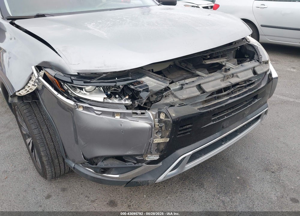 2019 MITSUBISHI OUTLANDER VIN: JA4AD2A38KZ007588