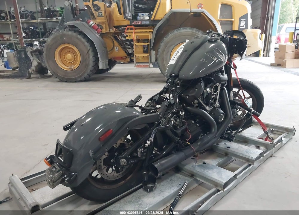 2022 HARLEY-DAVIDSON FXLRS VIN: 1HD1YWZ10NB060317