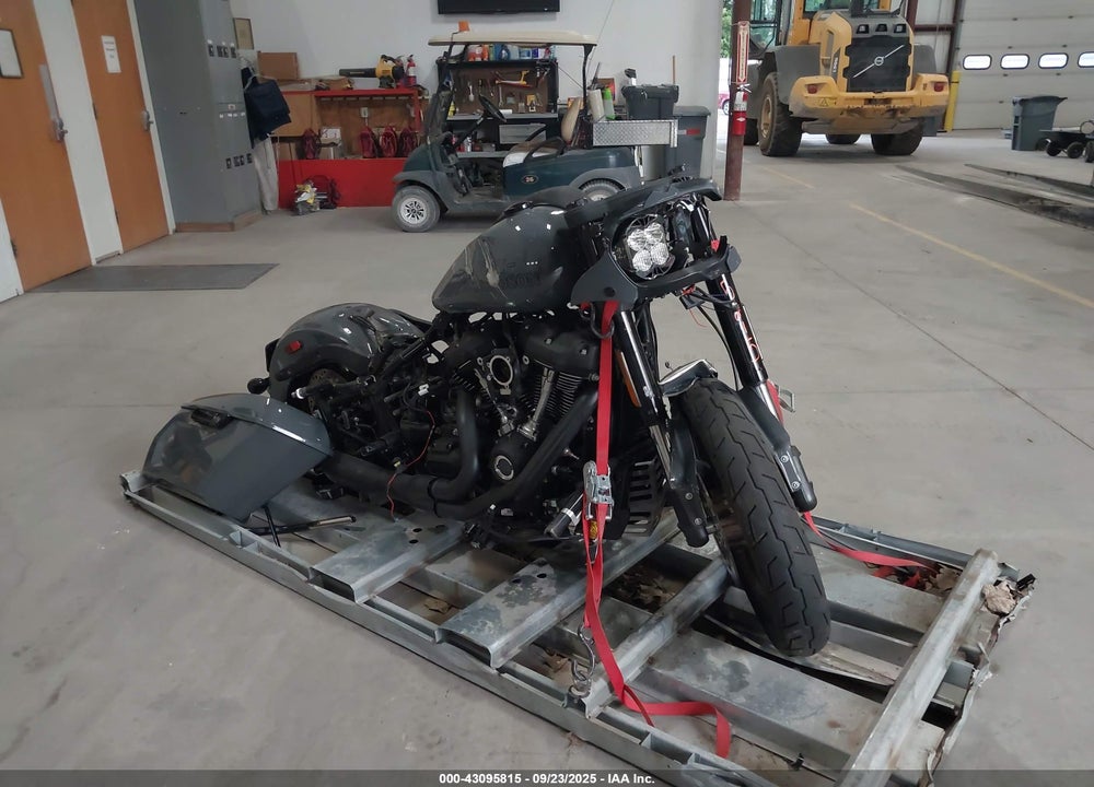 2022 HARLEY-DAVIDSON FXLRS VIN: 1HD1YWZ10NB060317