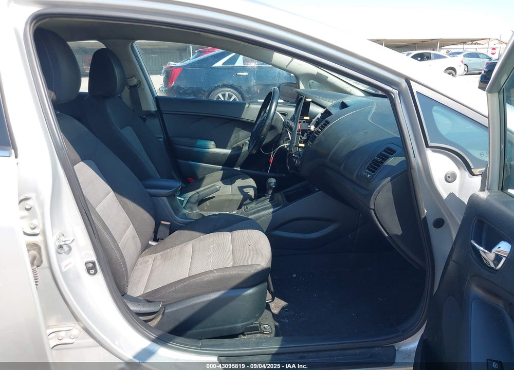 2014 KIA FORTE VIN: KNAFX4A8XE5099788