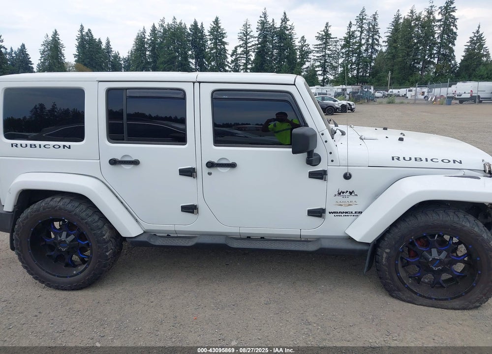 2013 JEEP WRANGLER UNLIMITED SAHARA VIN: 1C4BJWEG2DL617564