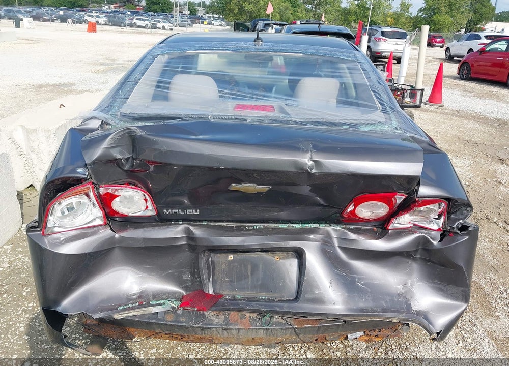 2011 CHEVROLET MALIBU VIN: 1G1ZB5E18BF114370