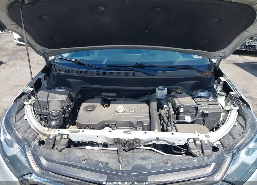 2018 CHEVROLET EQUINOX VIN: 2GNAXSEV0J6201266