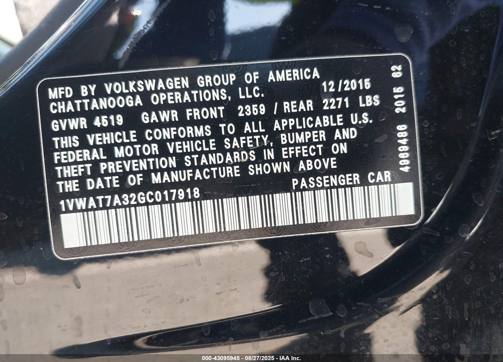 2016 VOLKSWAGEN PASSAT VIN: 1VWAT7A32GC017918