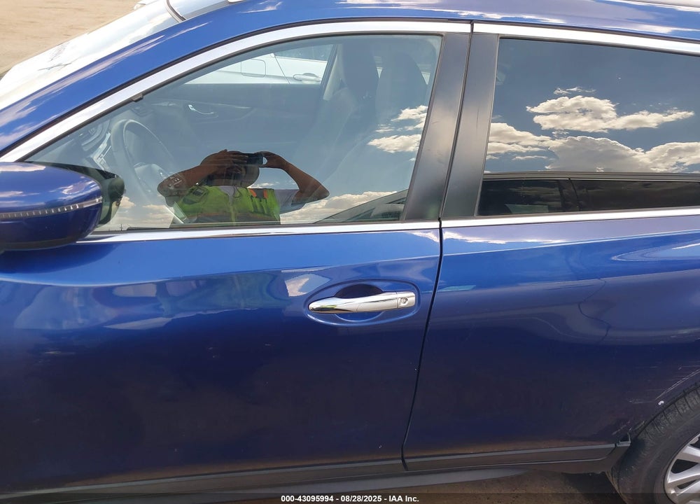 2019 NISSAN ROGUE VIN: 5N1AT2MV1KC787289
