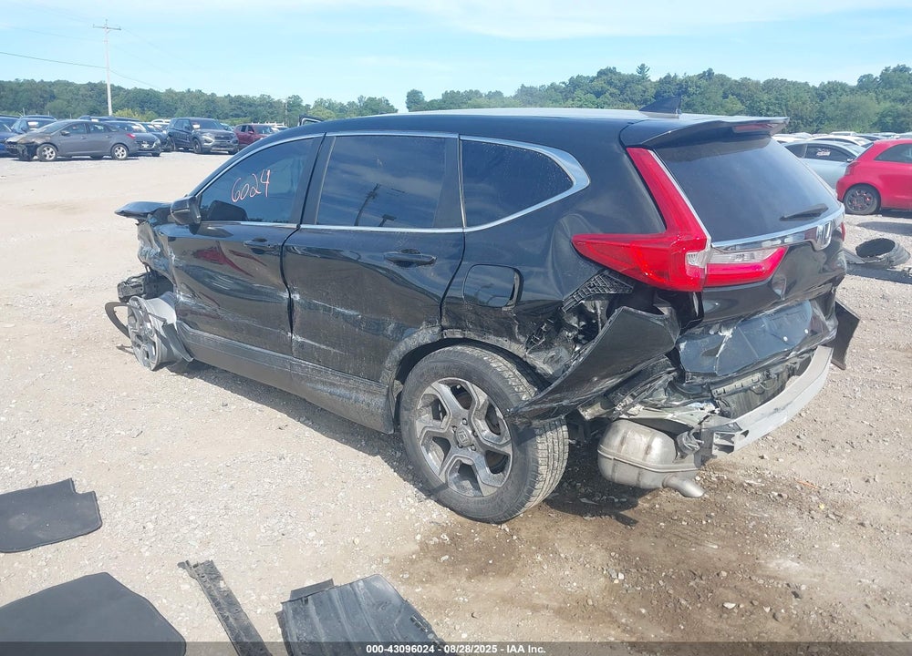 2017 HONDA CR-V VIN: 2HKRW2H87HH635825
