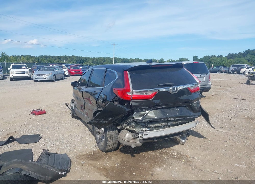2017 HONDA CR-V VIN: 2HKRW2H87HH635825