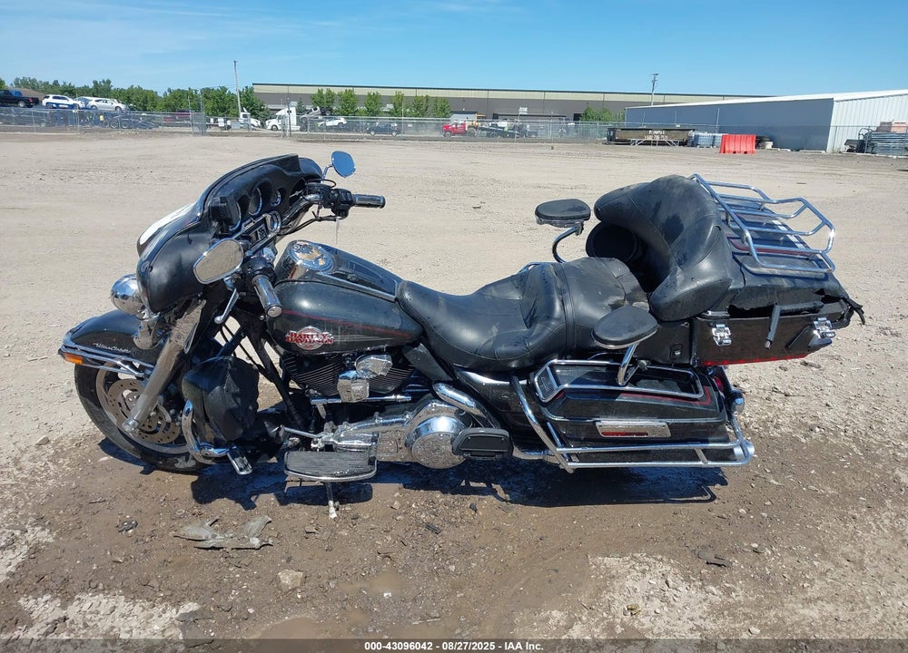 2007 HARLEY-DAVIDSON FLHTCUI VIN: 1HD1FC4177Y674499