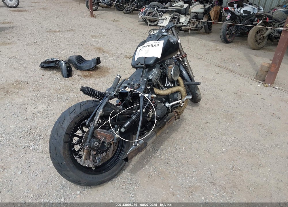 2011 HARLEY-DAVIDSON FXDB VIN: 1HD1GX430BC330606