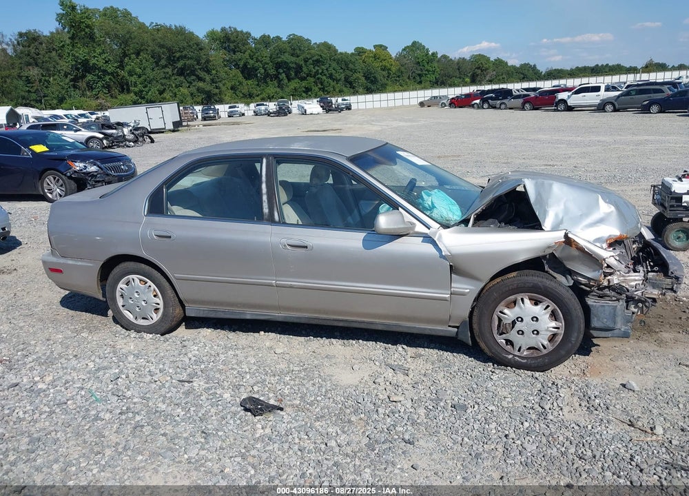 1996 HONDA ACCORD VALUE VIN: 1HGCD5699TA255072