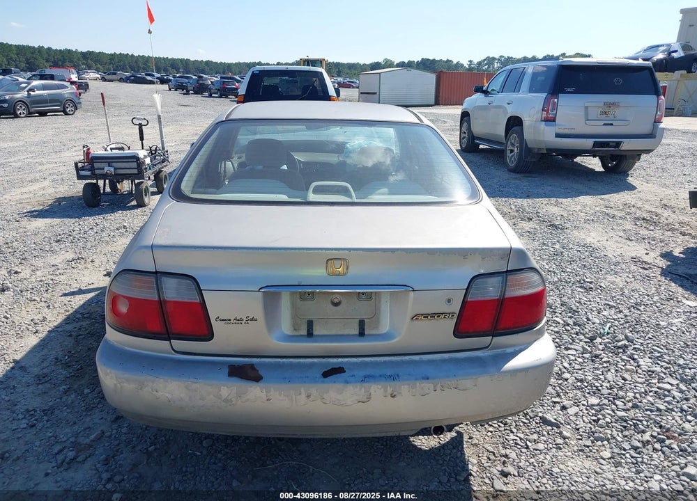 1996 HONDA ACCORD VALUE VIN: 1HGCD5699TA255072