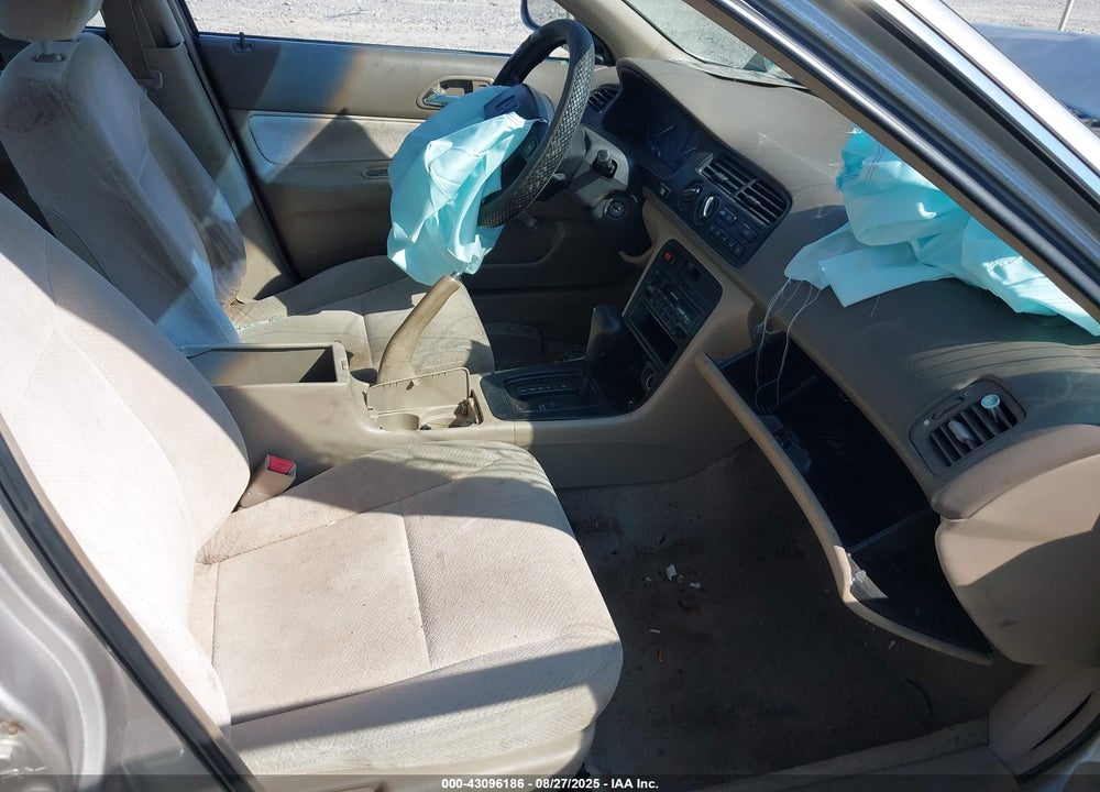 1996 HONDA ACCORD VALUE VIN: 1HGCD5699TA255072
