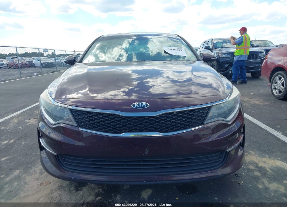 2017 KIA OPTIMA VIN: 5XXGT4L36HG123427