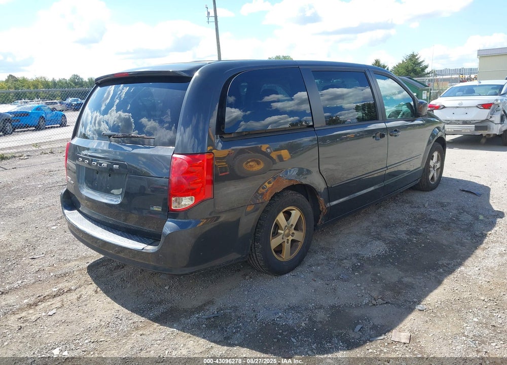 2011 DODGE GRAND CARAVAN MAINSTREET VIN: 2D4RN3DG2BR752991