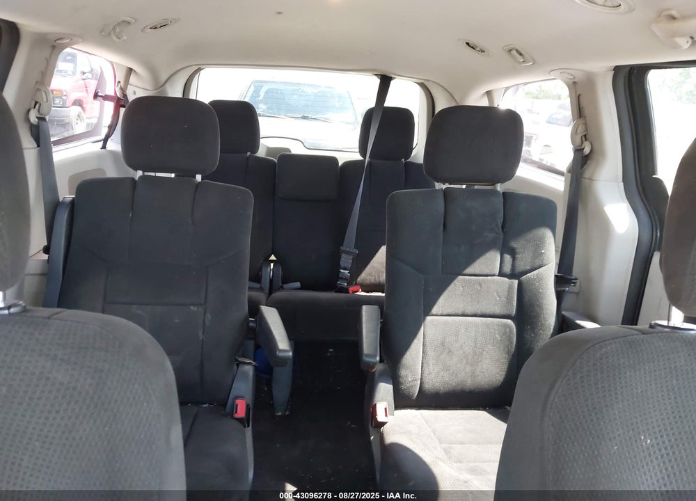 2011 DODGE GRAND CARAVAN MAINSTREET VIN: 2D4RN3DG2BR752991