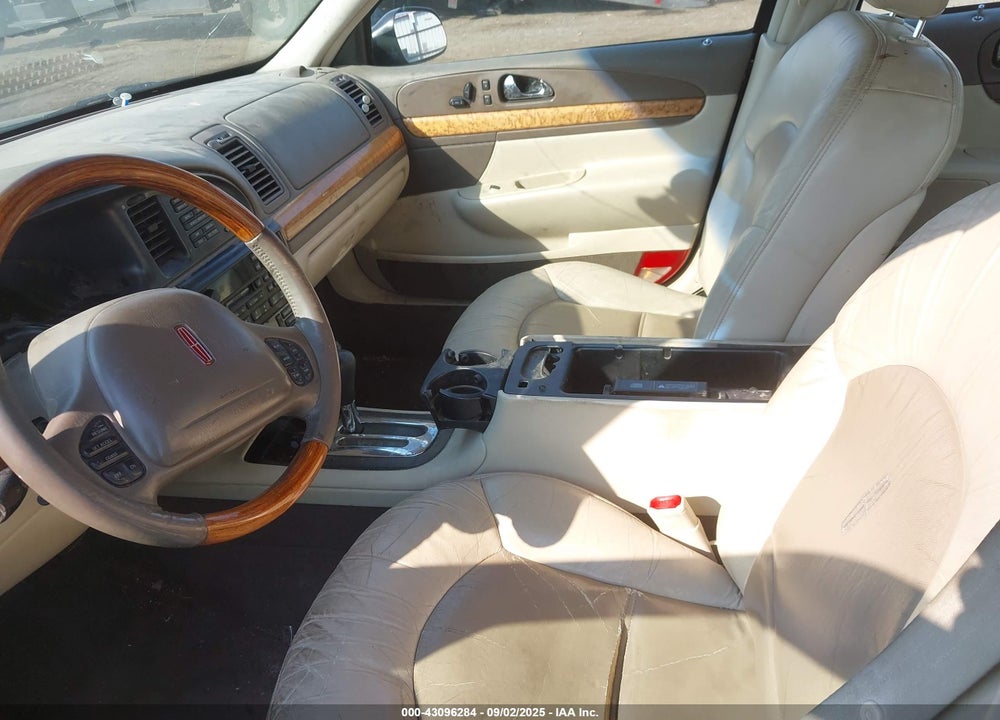 1999 LINCOLN CONTINENTAL VIN: 1LNHM97V8XY693369