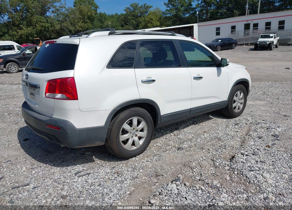 2012 KIA SORENTO VIN: 5XYKT3A69CG220384