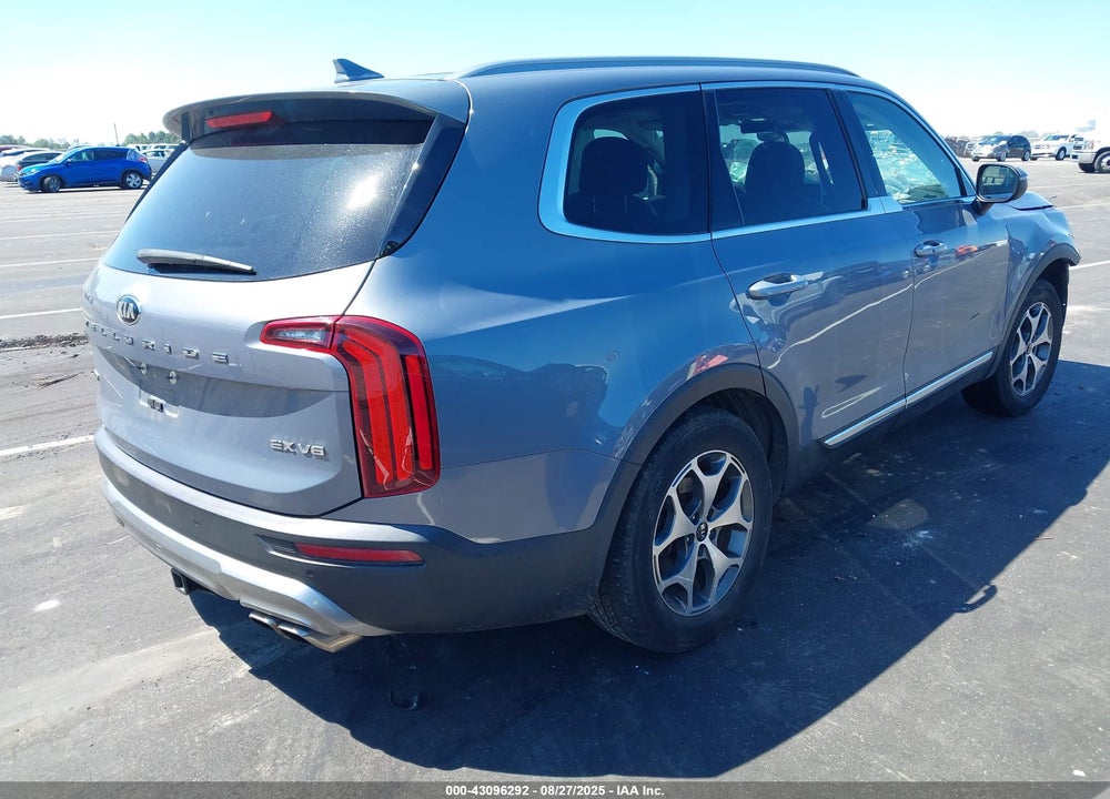 2020 KIA TELLURIDE VIN: 5XYP3DHC5LG049821