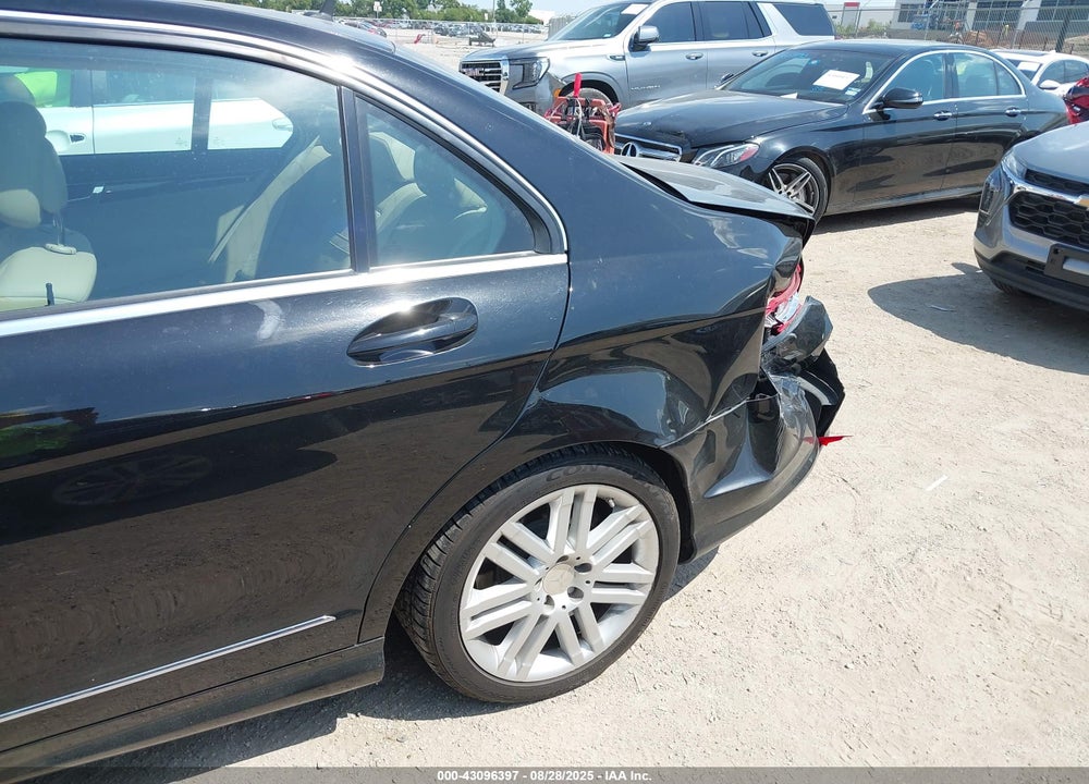2009 MERCEDES-BENZ C CLASS VIN: WDDGF54X99R084884