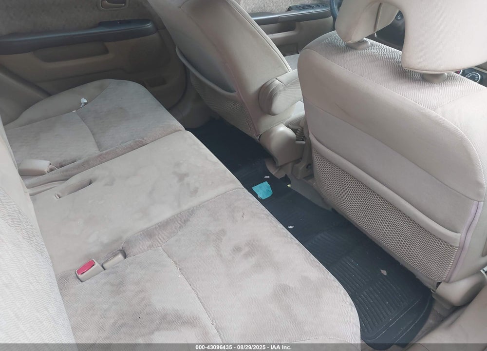 2005 HONDA CR-V LX VIN: SHSRD68515U304373