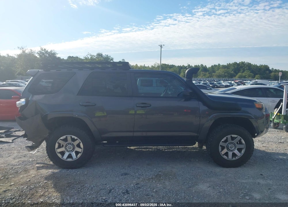 2016 TOYOTA 4RUNNER VIN: JTEBU5JR3G5353851