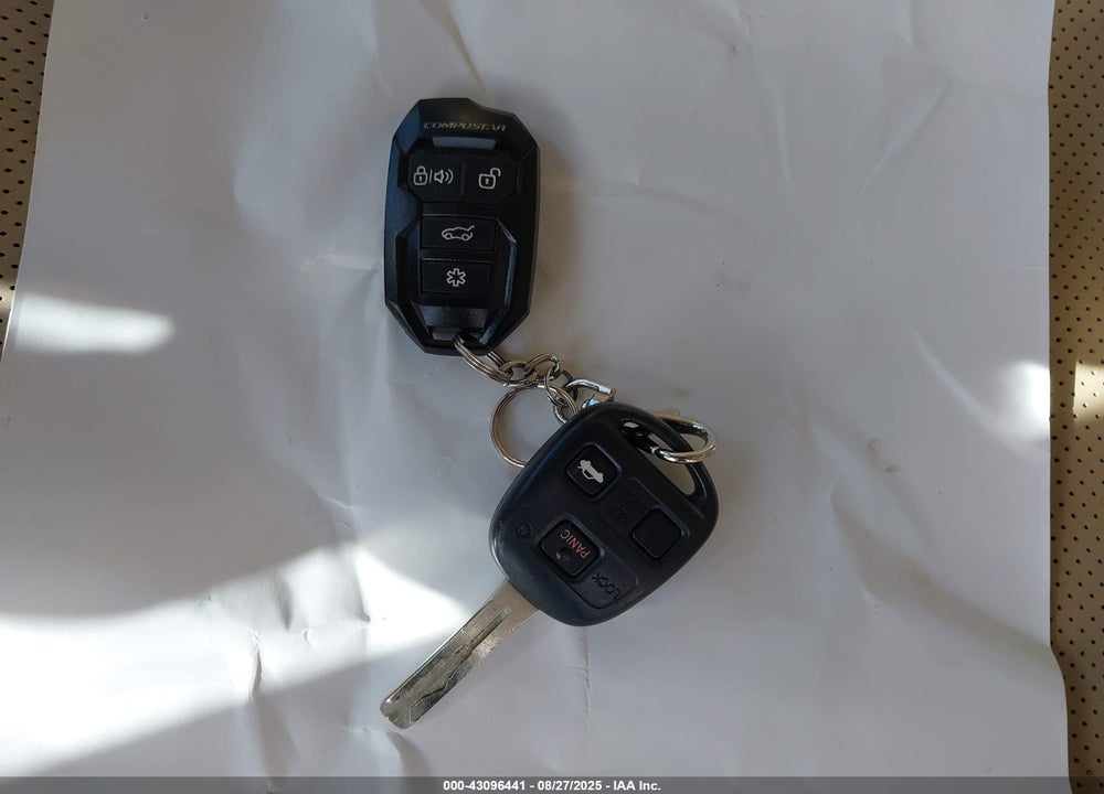 2005 LEXUS ES 330 VIN: JTHBA30G055087962