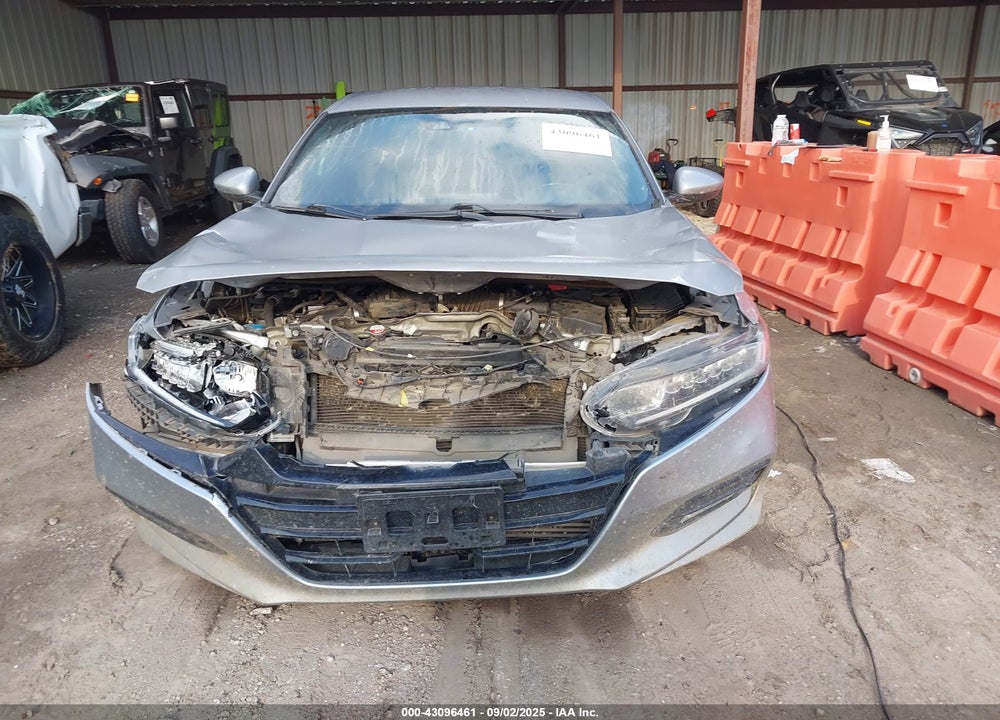 2018 HONDA ACCORD VIN: 1HGCV1F3XJA056398