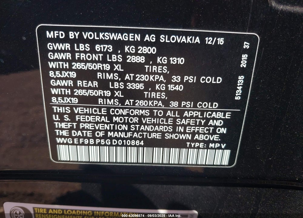 2016 VOLKSWAGEN TOUAREG VIN: WVGEF9BP5GD010864