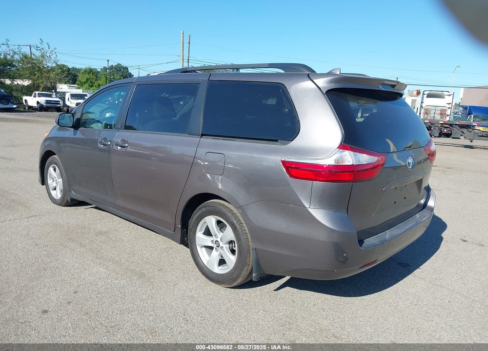 2019 TOYOTA SIENNA LE 8 PASSENGER VIN: 5TDKZ3DC3KS993465