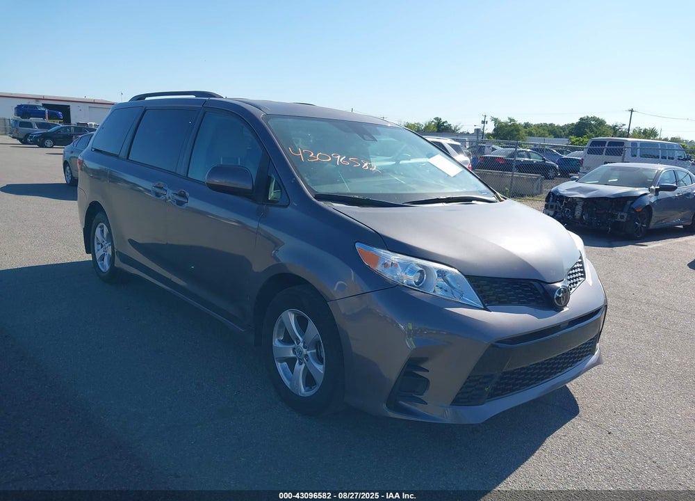 2019 TOYOTA SIENNA LE 8 PASSENGER VIN: 5TDKZ3DC3KS993465