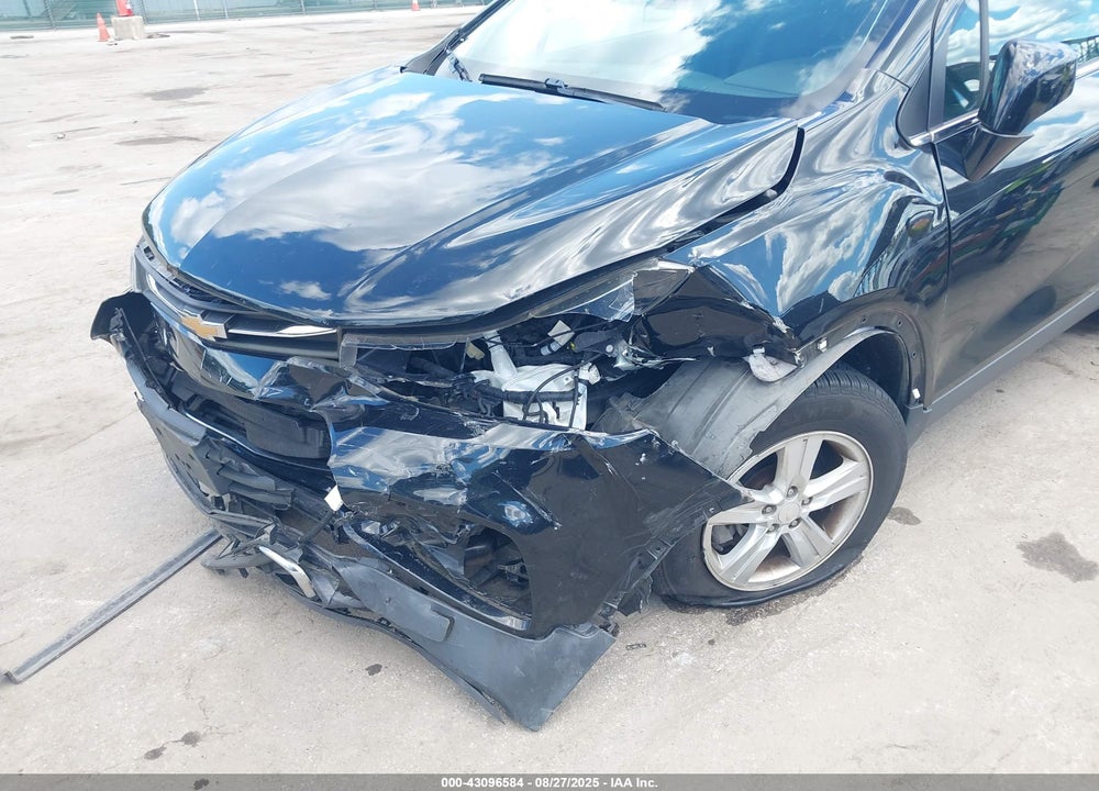 2019 CHEVROLET TRAX VIN: 3GNCJPSB2KL227642
