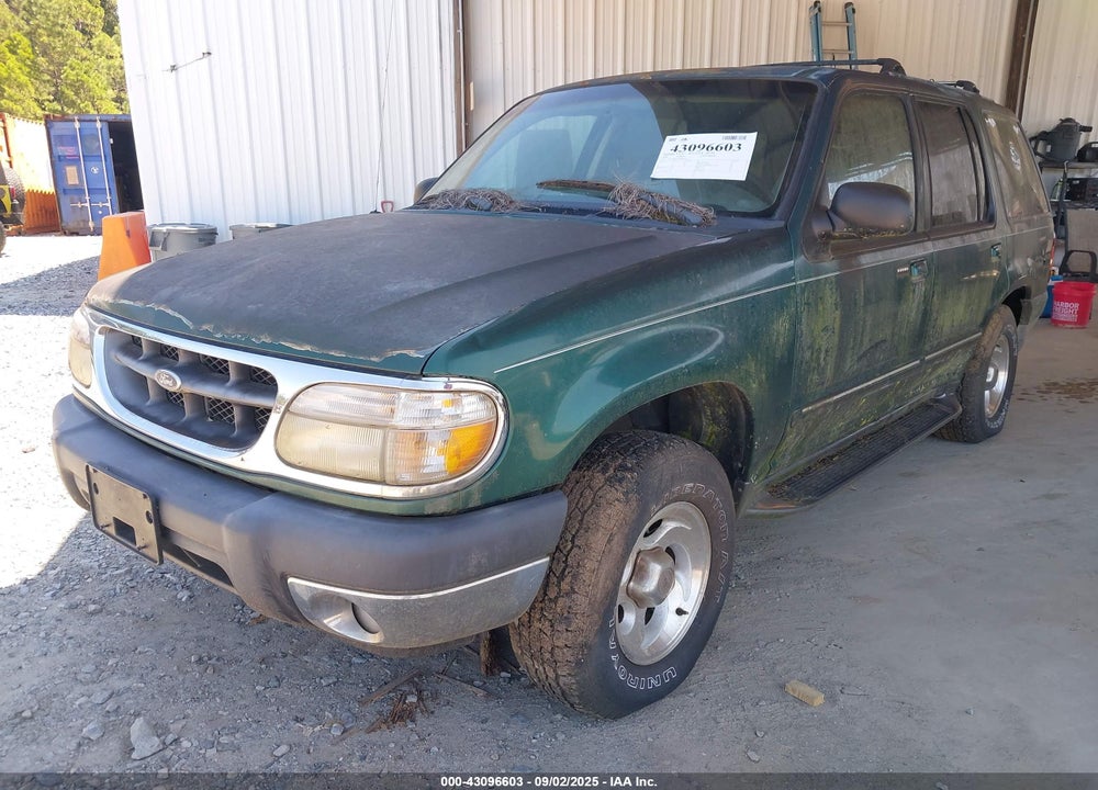 2000 FORD EXPLORER XLT VIN: 1FMZU63XXYUB66503