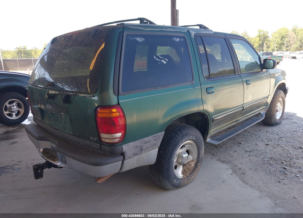 2000 FORD EXPLORER XLT VIN: 1FMZU63XXYUB66503
