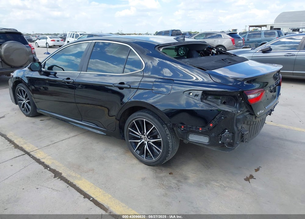2021 TOYOTA CAMRY VIN: 4T1T11AK7MU534476