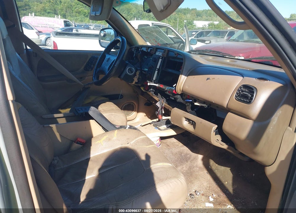 1998 DODGE DURANGO SLT VIN: 1B4HS28Z8WF181377