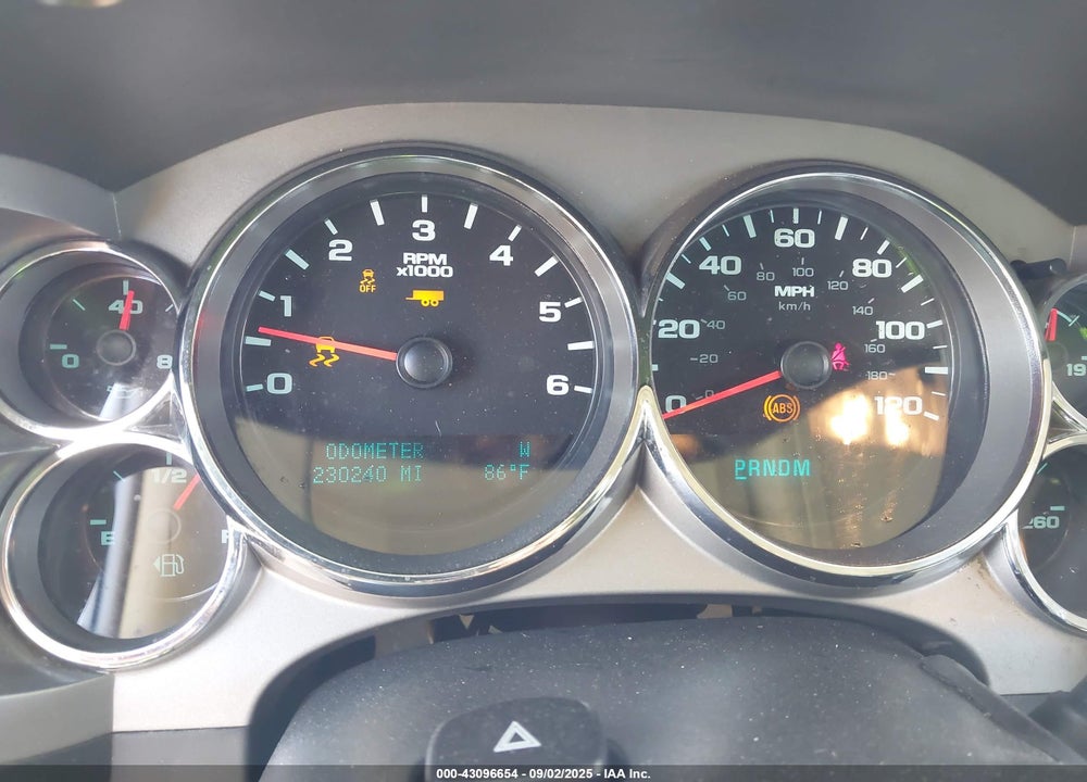2012 CHEVROLET SILVERADO 1500 VIN: 3GCPKSE73CG105576