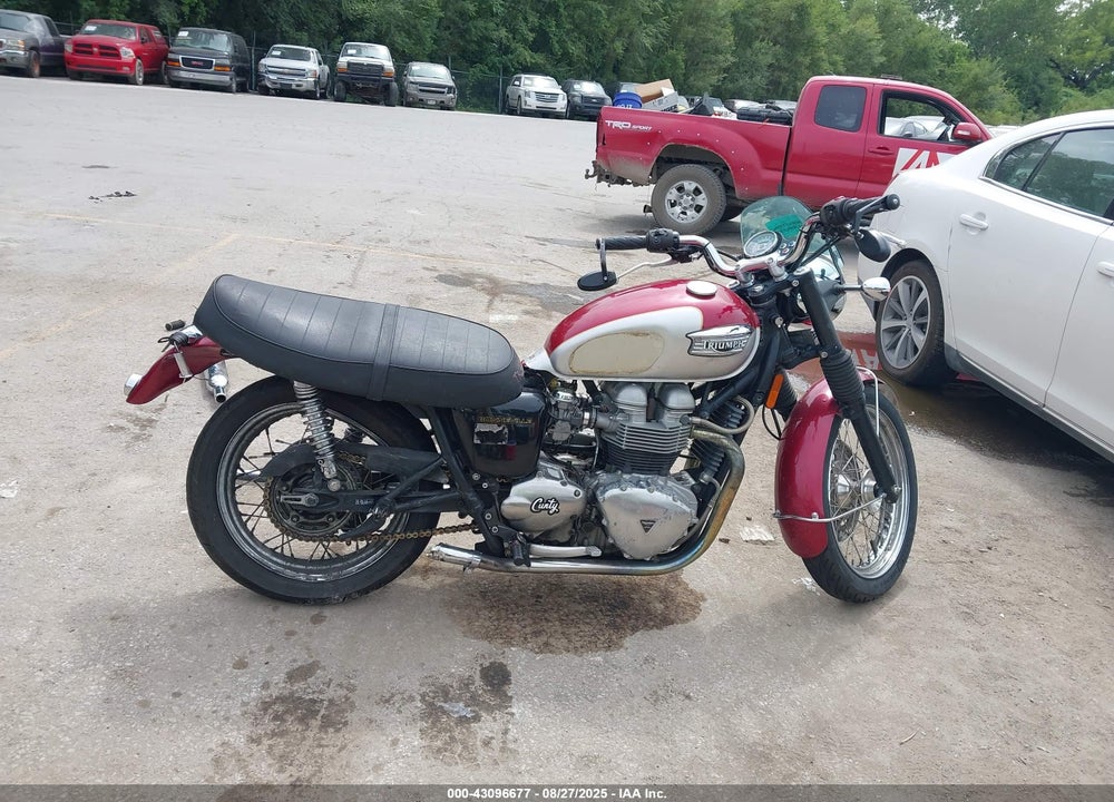 2002 TRIUMPH MOTORCYCLE BONNEVILLE VIN: SMT900HN82J139847
