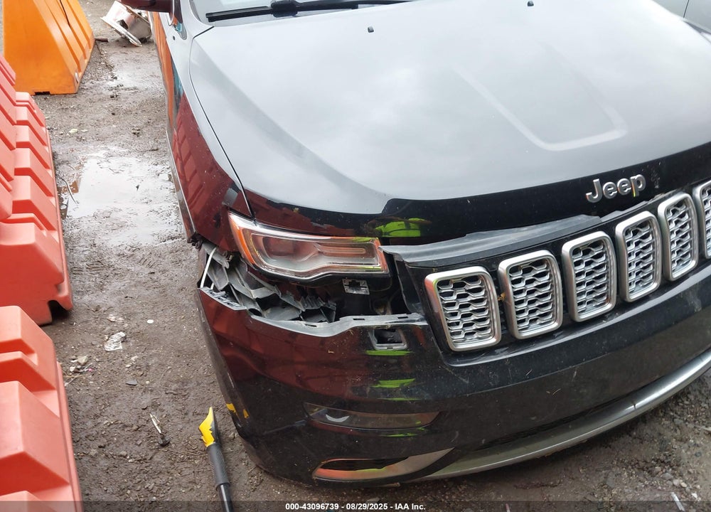 2018 JEEP GRAND CHEROKEE VIN: 1C4RJFJT6JC361331